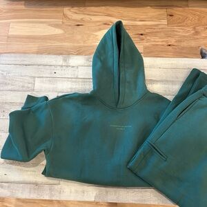 Comfrt sweatsuit- wide leg- Xl